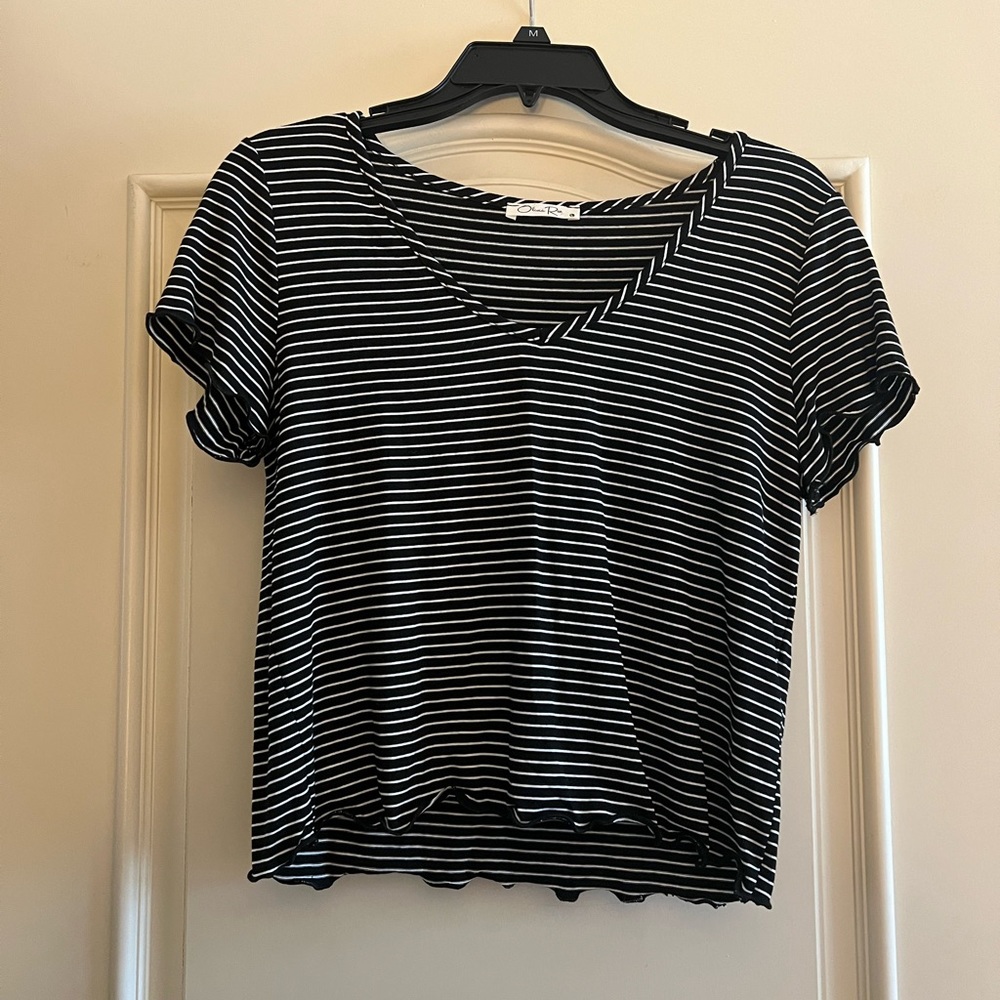 Size L(petites) Black & White Striped Tee
